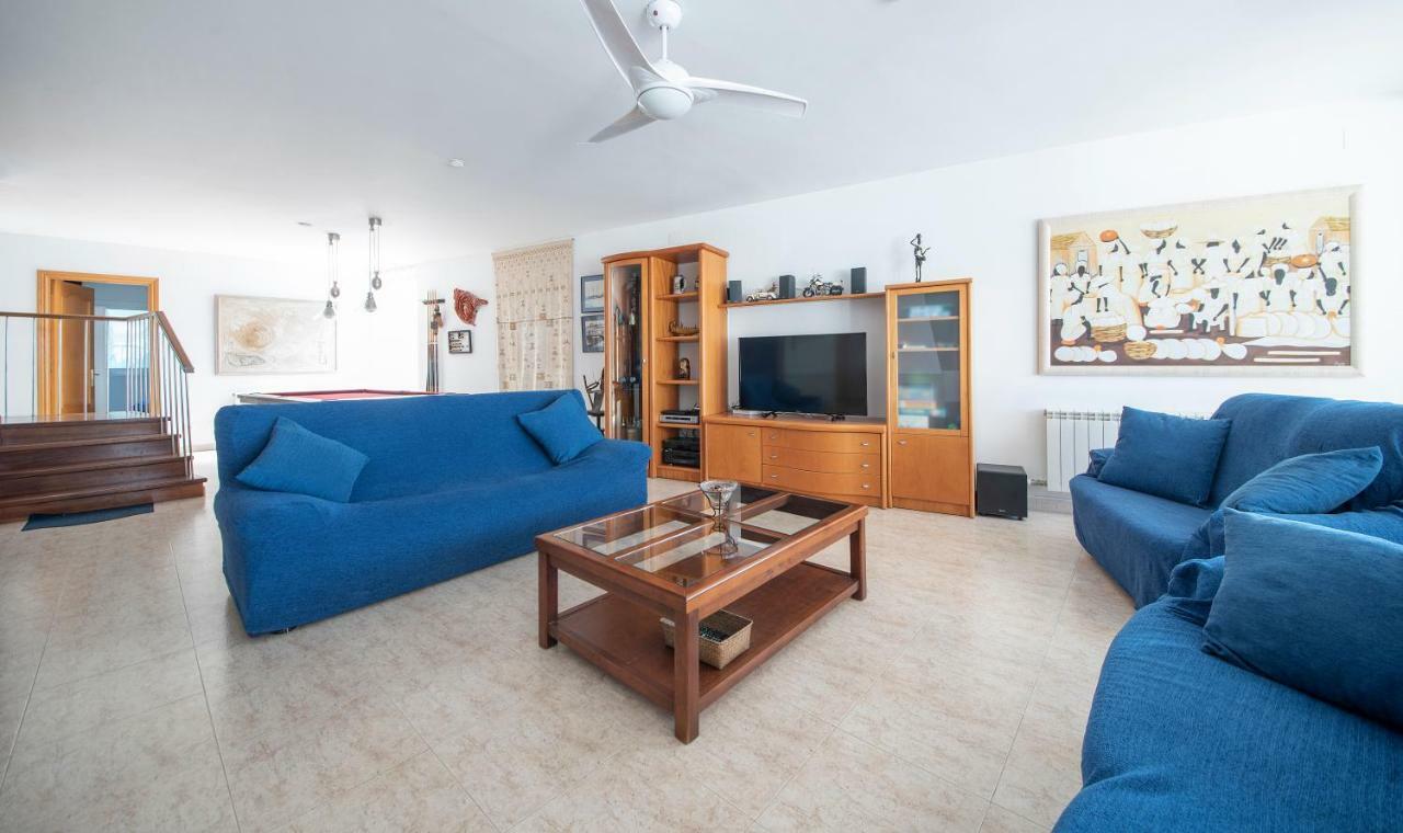 Villa Med Сиджес Экстерьер фото
