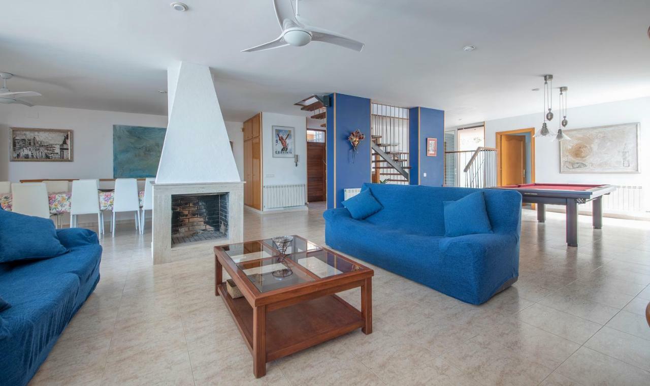 Villa Med Сиджес Экстерьер фото