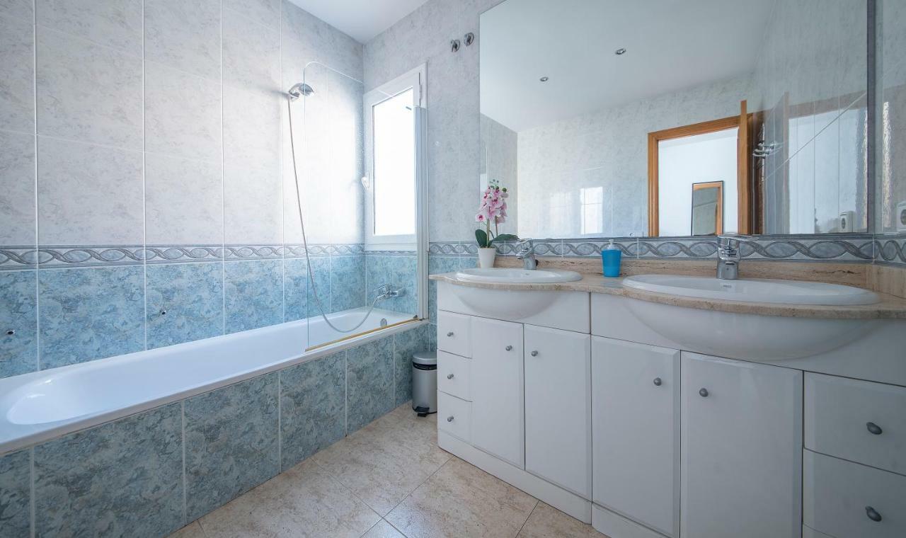 Villa Med Сиджес Экстерьер фото