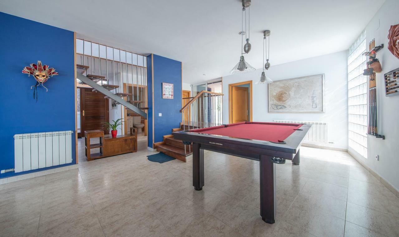 Villa Med Сиджес Экстерьер фото